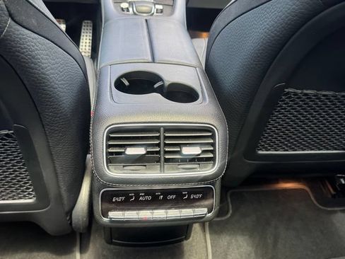 Used 2020 Mercedes-Benz GLS 580 4MATIC image 35