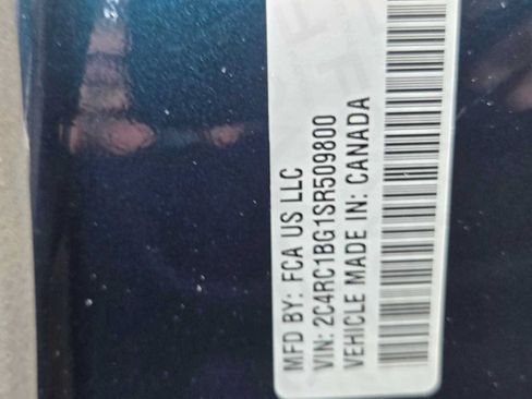 Used 2025 Chrysler Pacifica Select FWD image 20