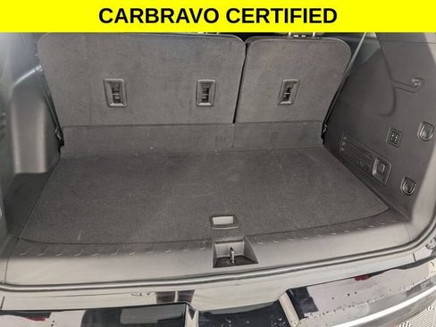 Certified 2023 Chevrolet Traverse High Country FWD image 31