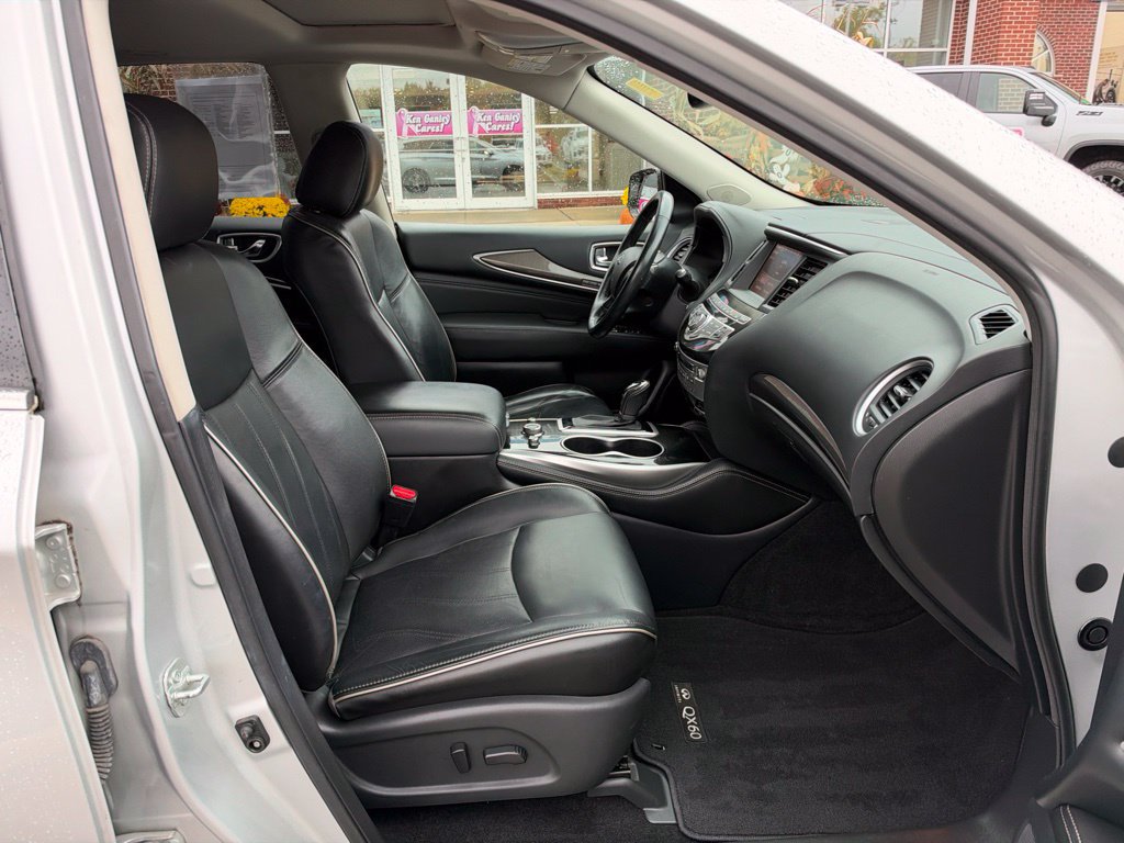 Used 2017 INFINITI QX60 Luxe w/ Premium Plus Package AWD/4WD image 51