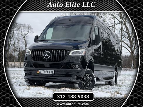 Used 2024 Mercedes-Benz Sprinter 3500 image 11