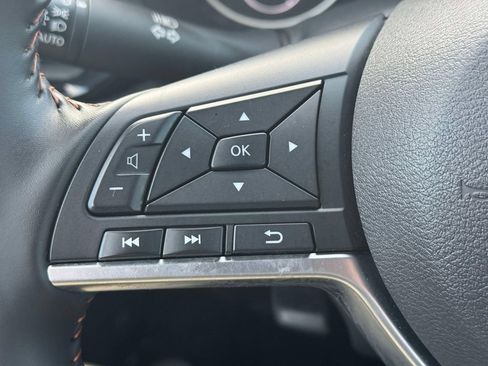 Used 2025 Nissan Sentra SR w/ Trunk Package FWD image 19