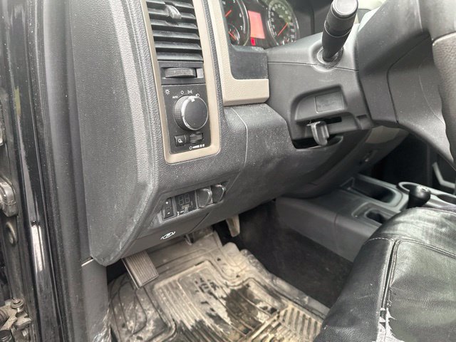 Used 2011 RAM 2500 ST w/ ST Popular Equipment Group AWD/4WD image 25