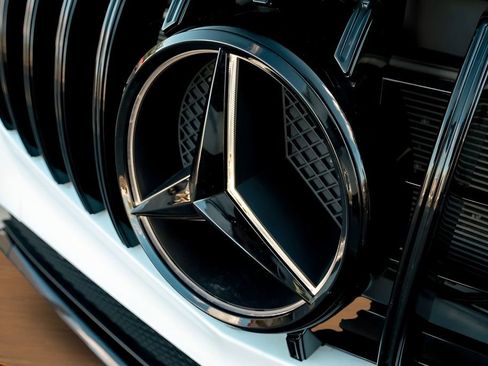 Used 2019 Mercedes-Benz GLC 43 AMG 4MATIC Coupe image 35