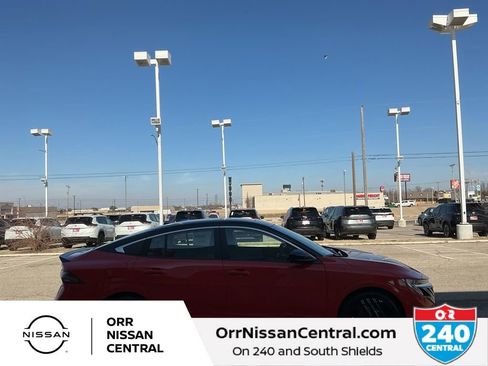 New 2026 Nissan Sentra SR w/ SR Premium Package image 4