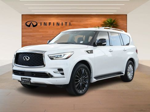 Certified 2024 INFINITI QX80 Premium Select w/ Cargo Package image 1