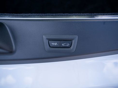 Used 2022 Rolls-Royce Cullinan AWD/4WD image 56