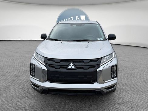 Used 2025 Mitsubishi Outlander Sport LE AWD/4WD image 9