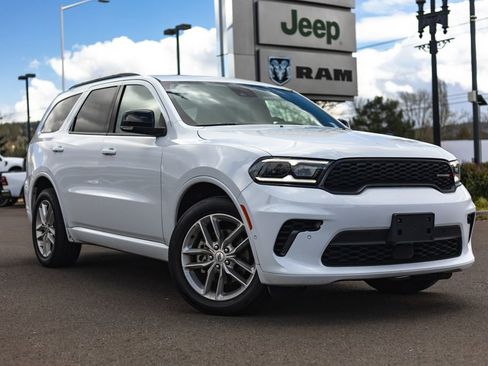 Used 2025 Dodge Durango GT AWD/4WD image 1
