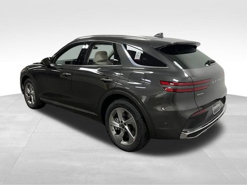 New 2026 Genesis GV70 2.5T Select image 8