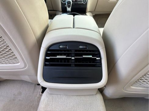 Used 2016 Maserati Ghibli S image 40