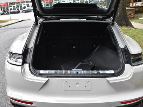 Used 2023 Porsche Panamera 4 Platinum Edition AWD/4WD image 18