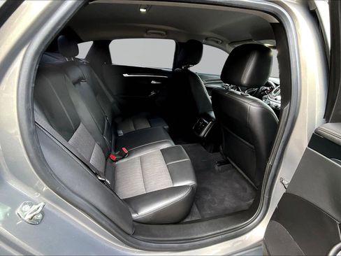 Used 2019 Chevrolet Impala LT image 24