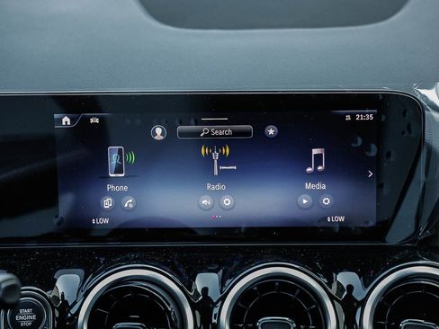 New 2026 Mercedes-Benz GLA 250 4MATIC image 12