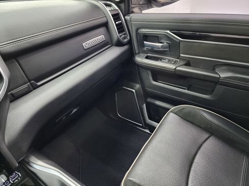 Used 2020 RAM 2500 Laramie image 12