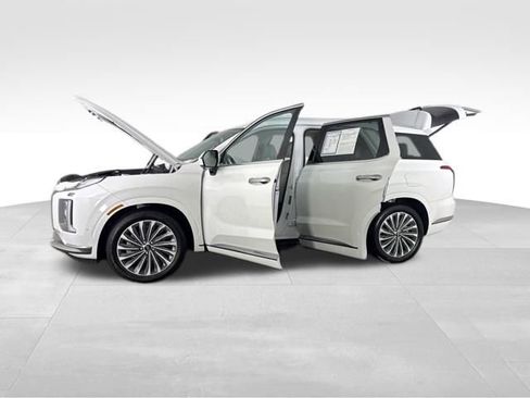 Used 2025 Hyundai Palisade Calligraphy AWD/4WD image 12