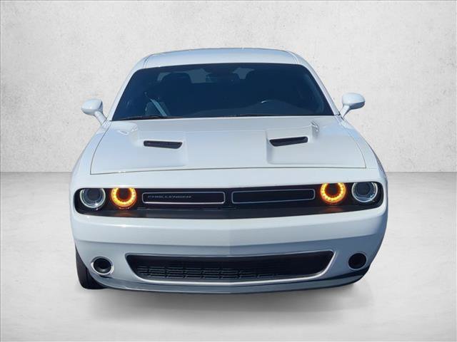 Used 2021 Dodge Challenger SXT RWD image 2