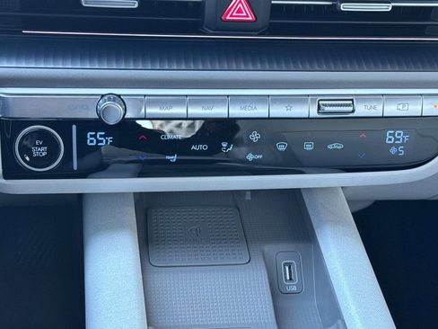 Used 2024 Hyundai Ioniq 6 SEL RWD image 20