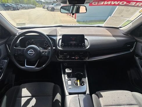 Used 2023 Nissan Rogue SV FWD image 19
