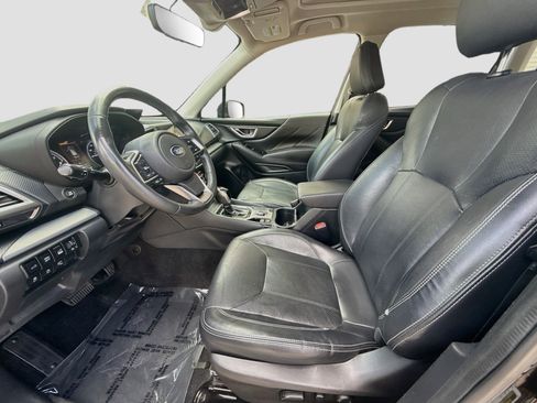 Used 2019 Subaru Forester Limited AWD/4WD image 16