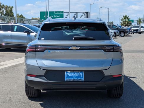 Used 2026 Chevrolet Equinox EV LT image 4