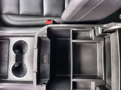 Used 2023 Chevrolet Tahoe LT w/ Luxury Package image 27