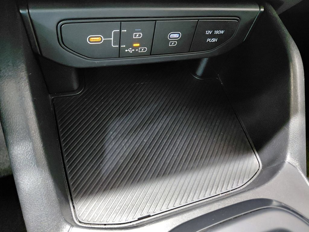 Used 2025 Kia K4 FWD image 26