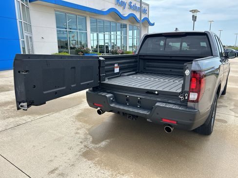 Used 2023 Honda Ridgeline RTL-E image 11