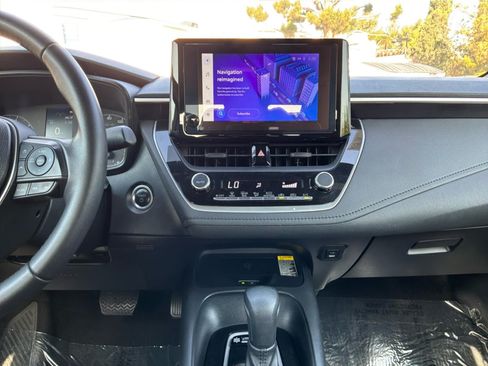 Used 2024 Toyota Corolla SE w/ SE Package FWD image 15