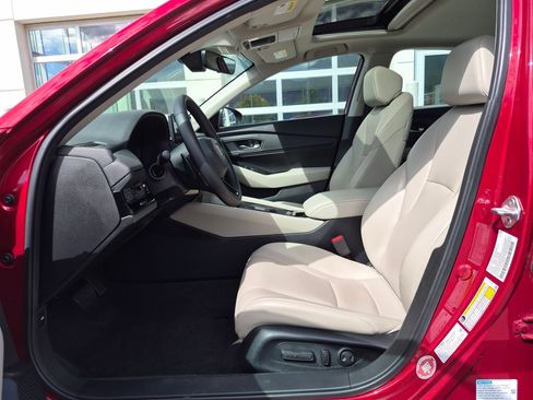 Used 2024 Honda Accord EX-L image 17