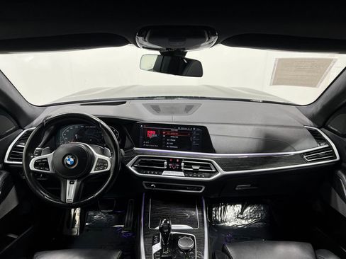 Used 2022 BMW X7 M50i w/ Cold Weather Package AWD/4WD image 21