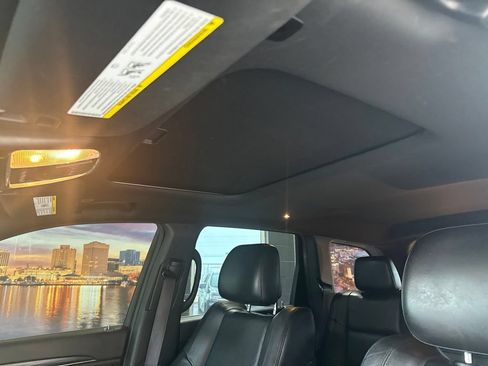 Used 2022 Jeep Grand Cherokee Limited AWD/4WD image 24