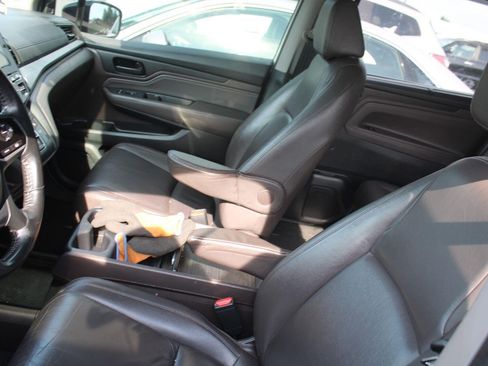Used 2019 Honda Odyssey Touring image 8