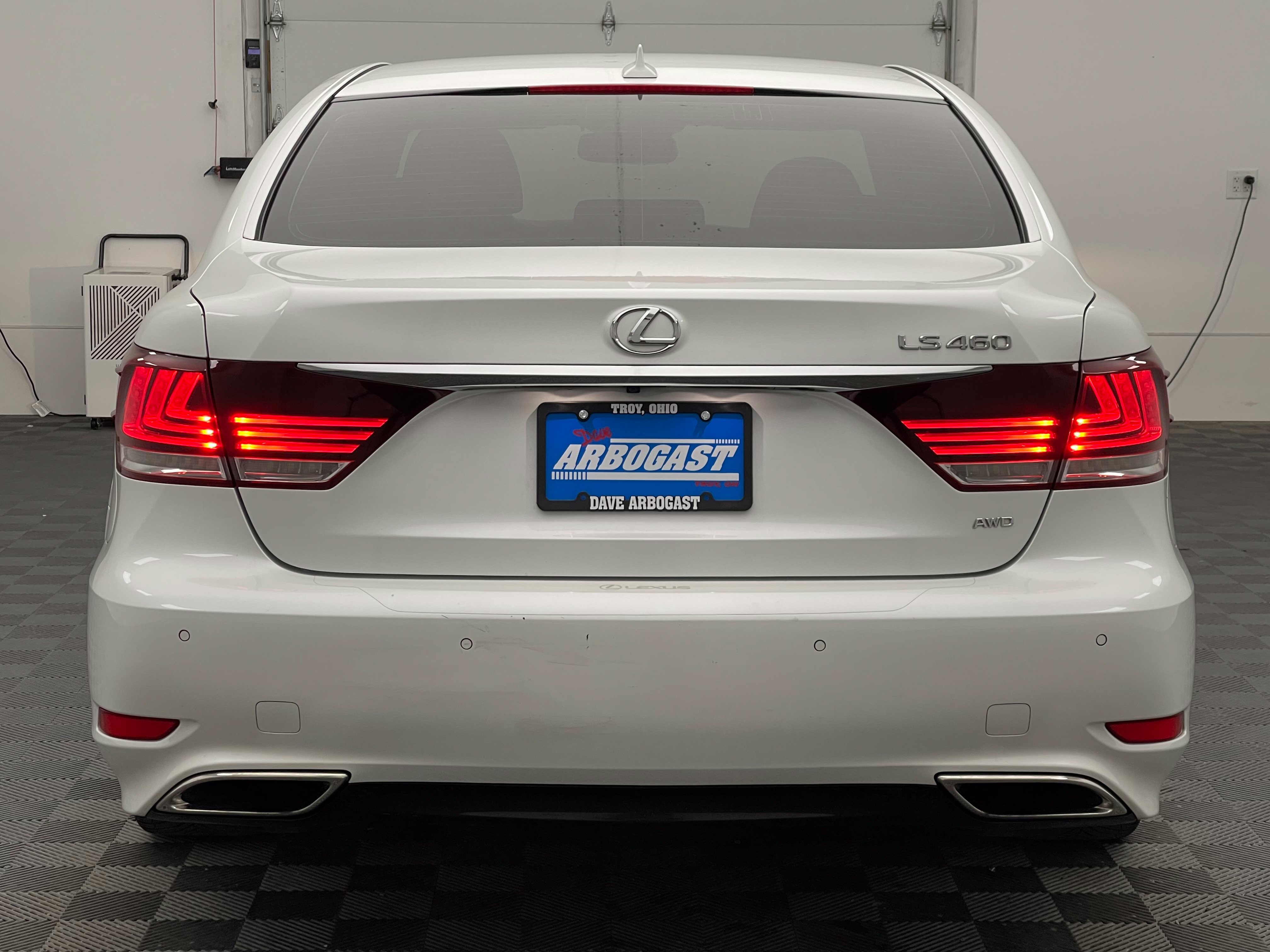 Used 2013 Lexus LS 460 AWD w/ Comfort Pkg image 11