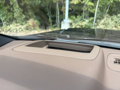 Certified 2024 Chevrolet Suburban High Country w/ Premium Package 2 image 46