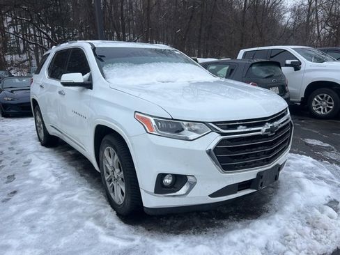 Used 2018 Chevrolet Traverse Premier image 3