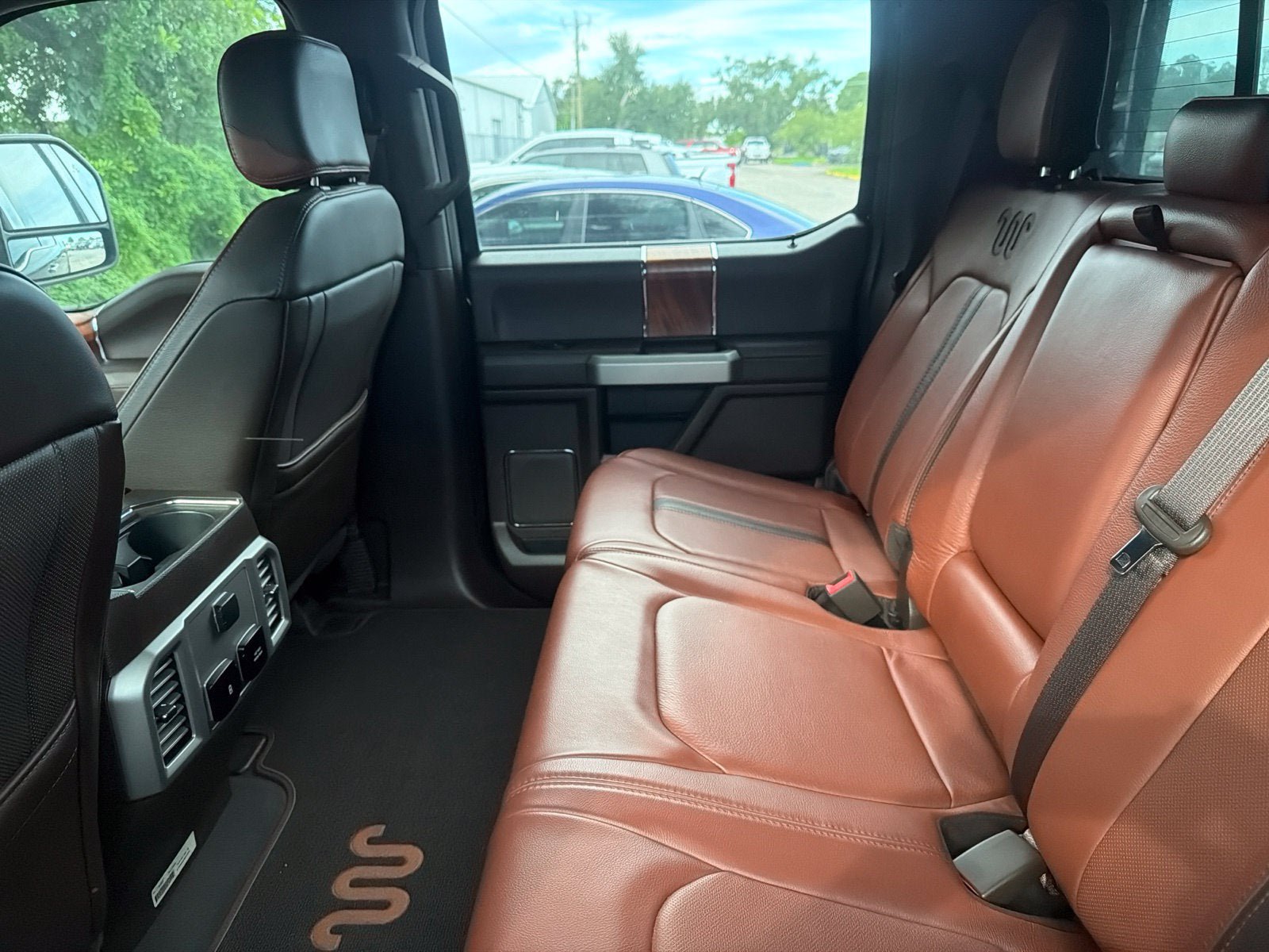 Used 2019 Ford F250 King Ranch w/ King Ranch Ultimate Package AWD/4WD image 8
