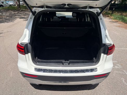 Used 2025 Mercedes-Benz GLB 250 image 33