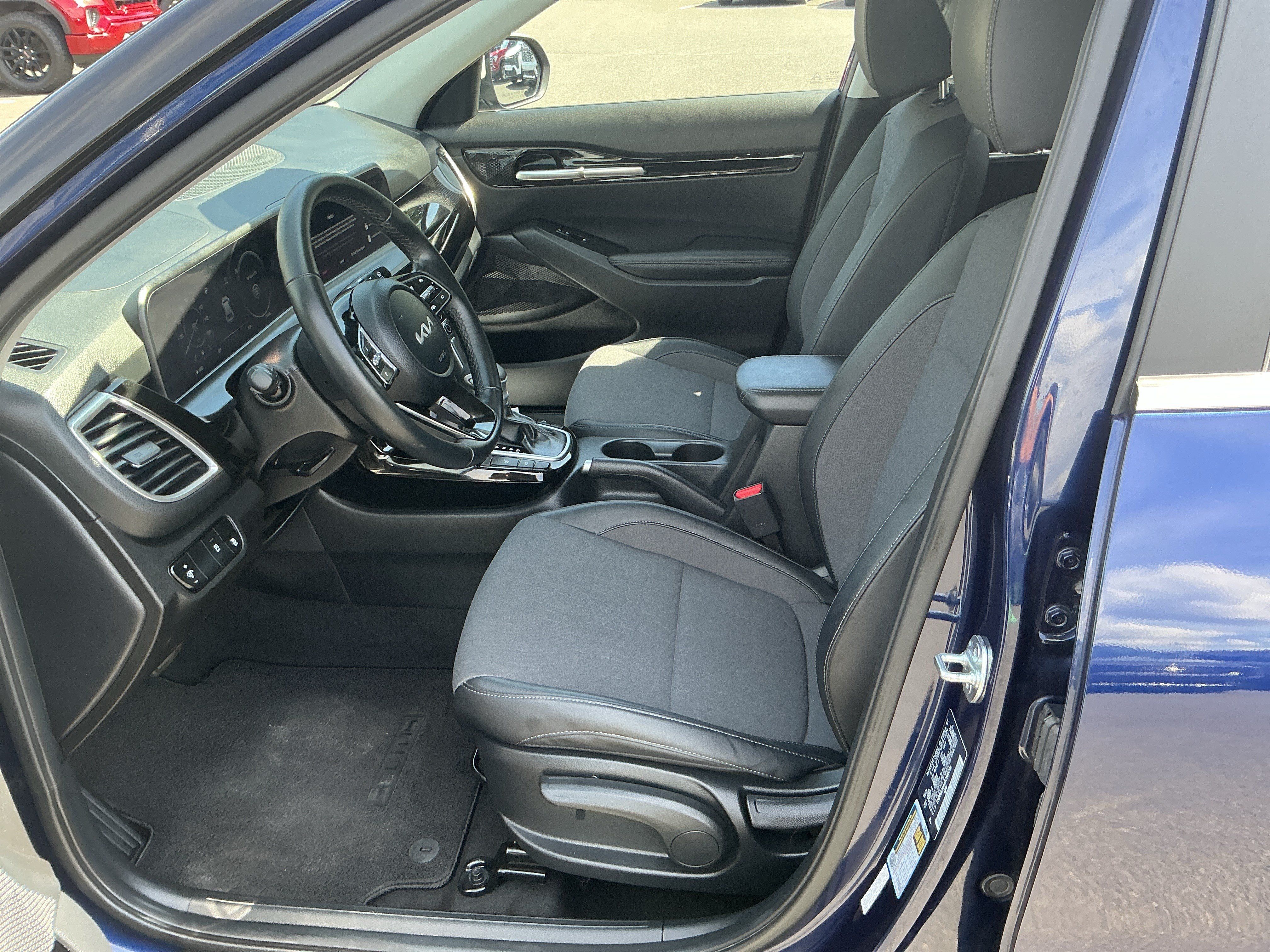 Certified 2024 Kia Seltos S AWD/4WD image 15