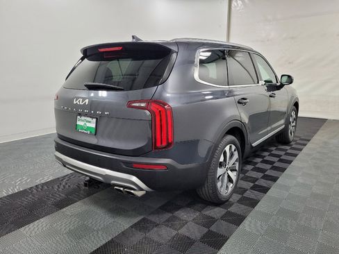 Used 2022 Kia Telluride EX w/ EX Premium Package FWD image 9