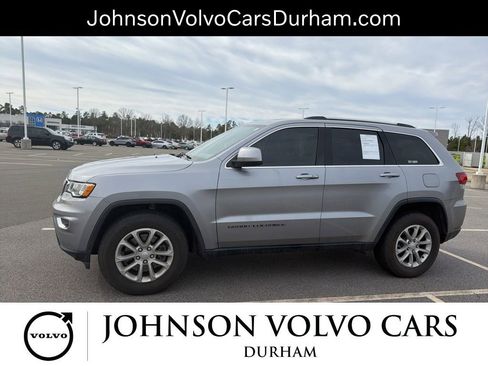 Used 2021 Jeep Grand Cherokee Laredo image 7