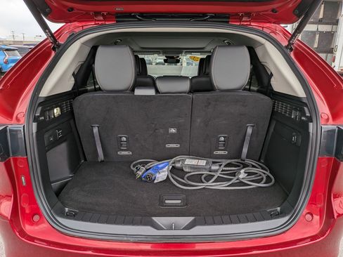 Used 2024 MAZDA CX-90 Plug-In Hybrid w/ Premium Pkg AWD/4WD image 32