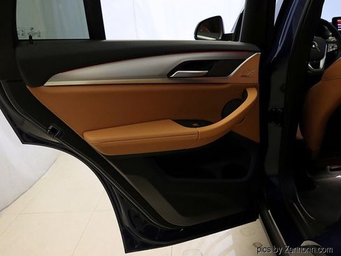 Certified 2024 BMW X4 xDrive30i w/ Premium Package image 29