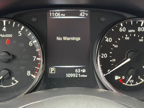 Used 2017 Nissan Rogue SV image 26