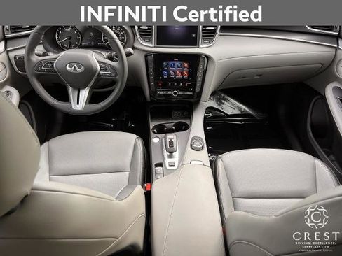 Certified 2025 INFINITI QX50 Luxe image 11