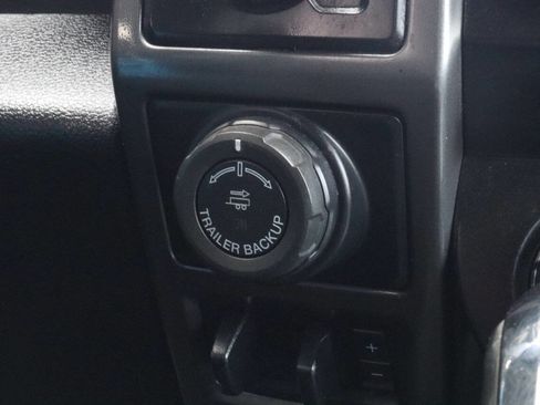 Used 2018 Ford F150 XLT w/ Equipment Group 302A Luxury image 13