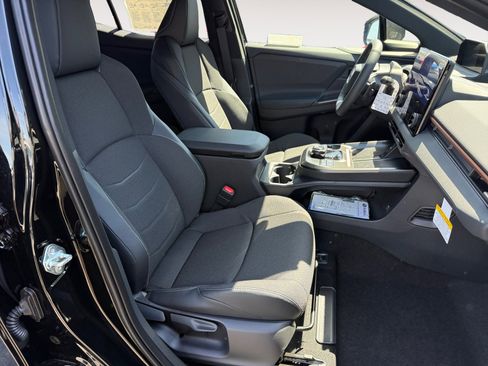 New 2026 Subaru Uncharted Premium FWD image 19