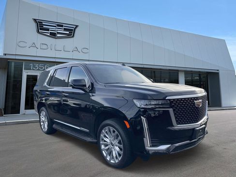 Certified 2023 Cadillac Escalade Premium Luxury image 2