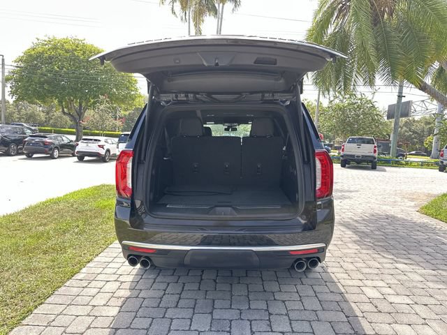 Used 2023 GMC Yukon XL Denali AWD/4WD image 28