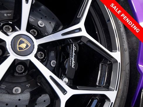 Used 2024 Lamborghini Revuelto AWD/4WD image 45